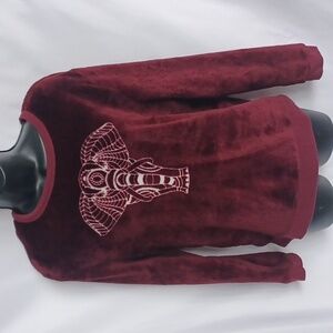 Love Tribe Burgundy Elephant Velour Pullover, M, 20" PTO, 22" L